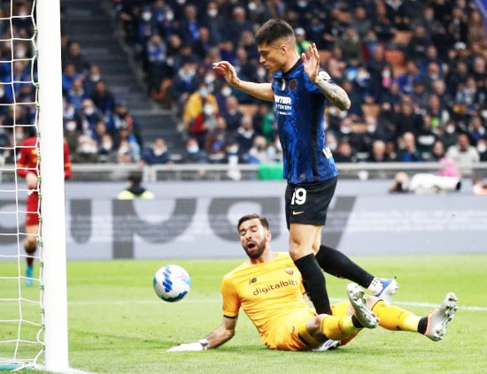 Foto - Fenerbahçe 12’den vuracak! Kaleye dünya markası isim geliyor...