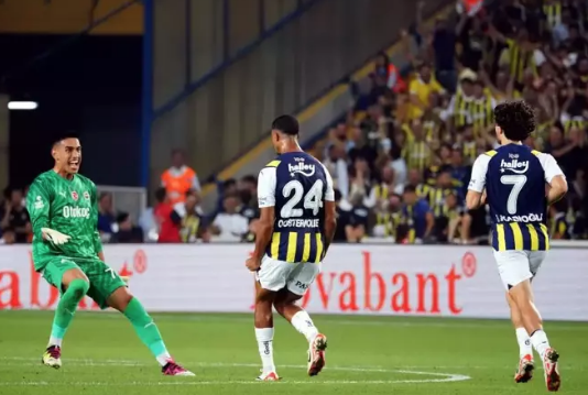 Foto - Fenerbahçe 6 numarasını buldu! Ocak ayının transferi sızdı, Fred'le oynayacak