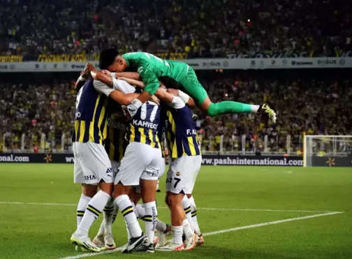 Foto - Fenerbahçe 6 numarasını buldu! Ocak ayının transferi sızdı, Fred'le oynayacak