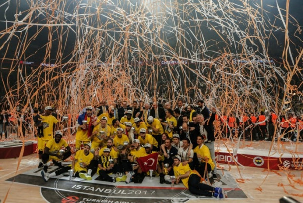 Foto - Fenerbahçe adeta destan yazdı!