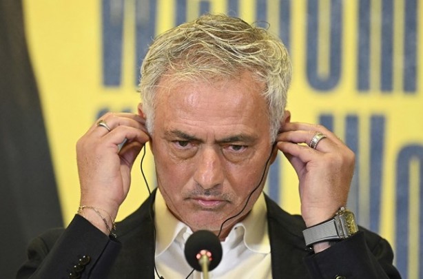 Fenerbahçe alev alev! Gözünü PSG'nin forvetine dikti