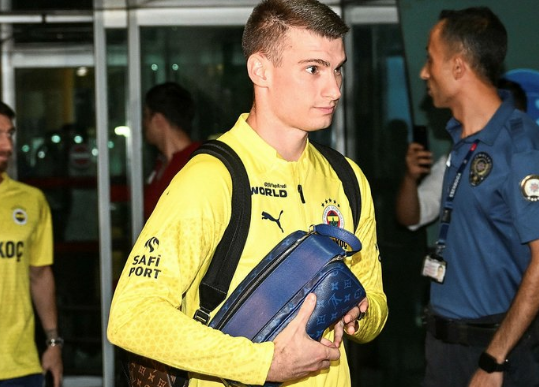 Fenerbahçe, Ankaragücü maçı öncesi şokta! Hırvatistanlı yıldız ile yıllık anlaşma yapmıştı ama...