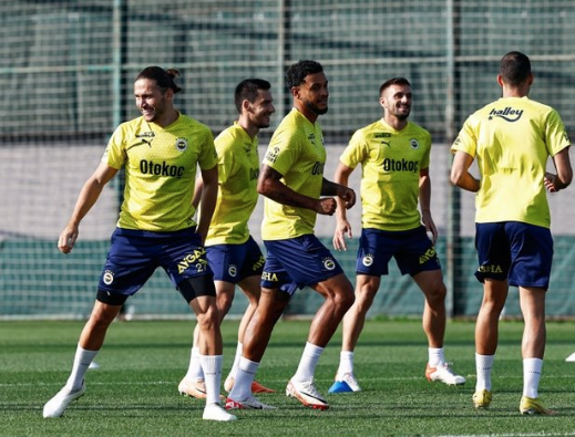 Foto - Fenerbahçe, Ankaragücü maçı öncesi şokta! Hırvatistanlı yıldız ile yıllık anlaşma yapmıştı ama...
