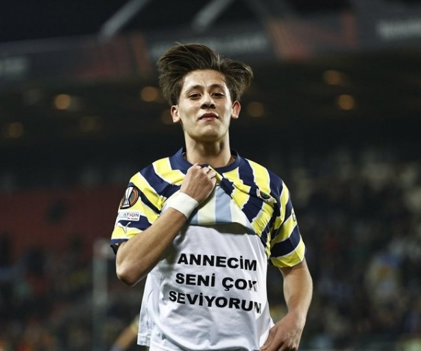 Foto - Fenerbahçe Arda Güler'le el sıkıştı! O madde dudak uçuklattı