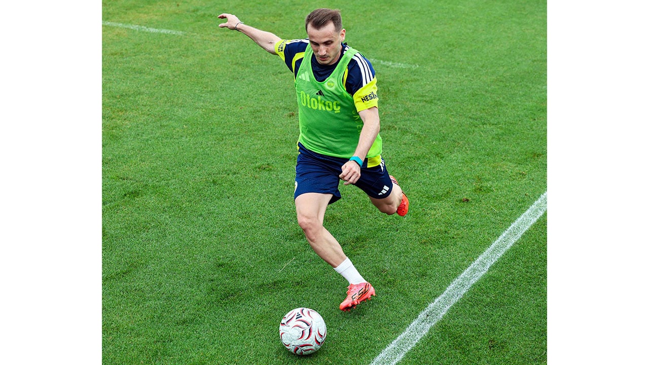 Fenerbahçe Avusturya’da sahaya indi: İlk idmandan görüntüler geldi