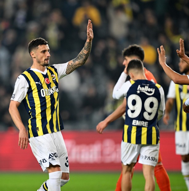 Foto - ‘Fenerbahçe, Başakşehir’in kapısını çalacak?’ İsmail Kartal duyurdu: Bu oyuncunun peşindeler…