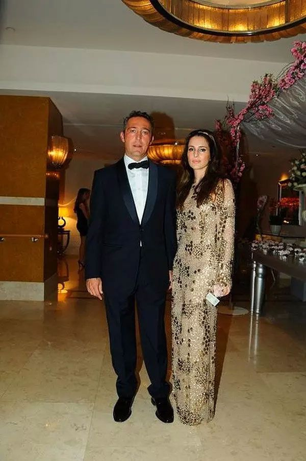 Foto - "Fenerbahçe Başkanı Ali Koç, eşi Nevbahar Koç'tan boşanıyor" iddiası! Aralarına bakın kim girmiş? Çok ama çok şaşıracaksınız