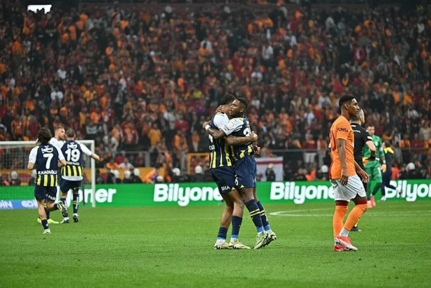 Foto - Fenerbahçe başkanı Ali Koç için şok sözler! "Yönetim hesabını sormalı"