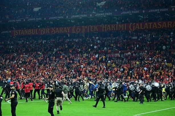 Foto - Fenerbahçe başkanı Ali Koç için şok sözler! "Yönetim hesabını sormalı"