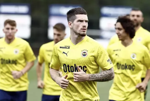 Foto - Fenerbahçe bu kez beceremedi! Yeni Arda Güler'i Ali Koç'un elinden Erden Timur kaptı!