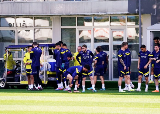 Foto - Fenerbahçe büyük oynuyor! Dev isim geliyor...