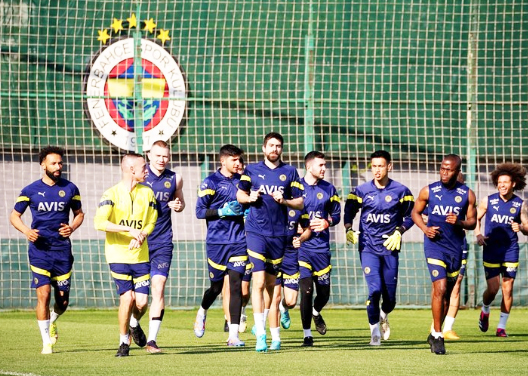 Foto - Fenerbahçe büyük oynuyor! Dev isim geliyor...