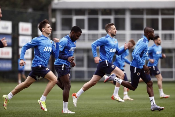 Foto - Fenerbahçe derbi mesaisine başladı