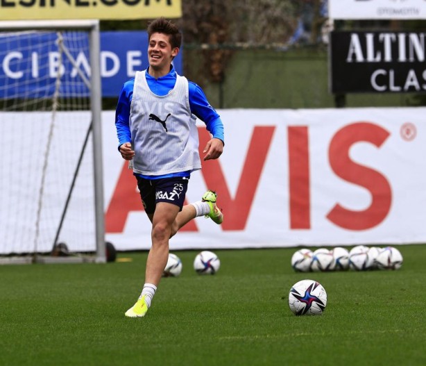 Foto - Fenerbahçe derbiye hazırlanıyor