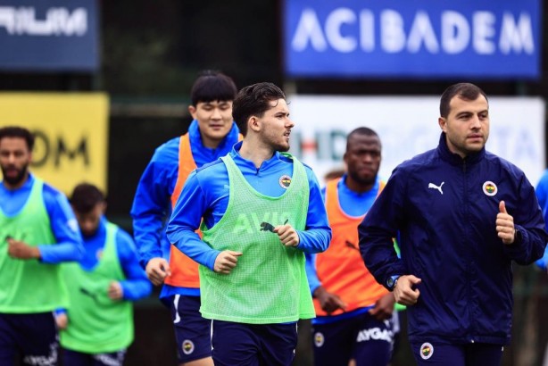 Foto - Fenerbahçe derbiye hazırlanıyor