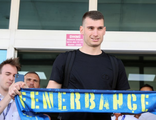 Foto - Fenerbahçe dünyaları aldı ama hedef ille de 6 numara! Veda edin zamanı: 