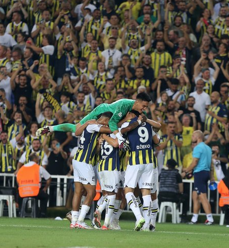 Foto - Fenerbahçe dünyaları aldı ama hedef ille de 6 numara! Veda edin zamanı: 