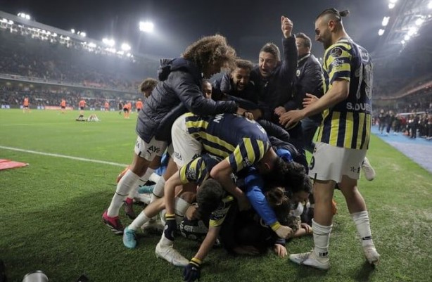 Foto - Fenerbahçe geriden gelip kazandı! Pedro'dan gol şov