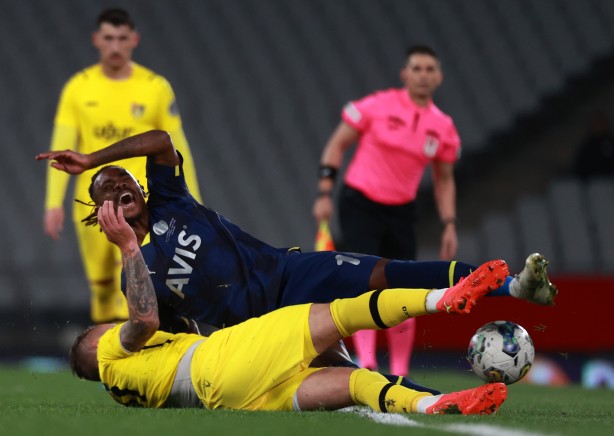 Foto - Fenerbahçe gol olup yağdı