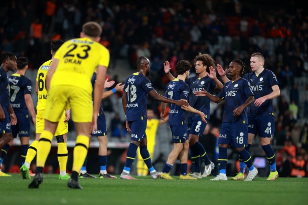 Foto - Fenerbahçe gol olup yağdı