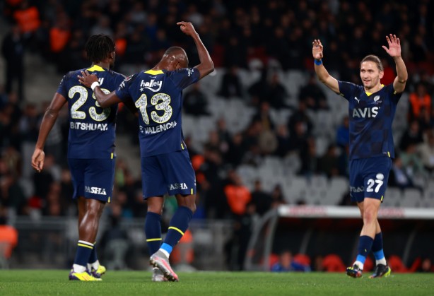 Foto - Fenerbahçe gol olup yağdı