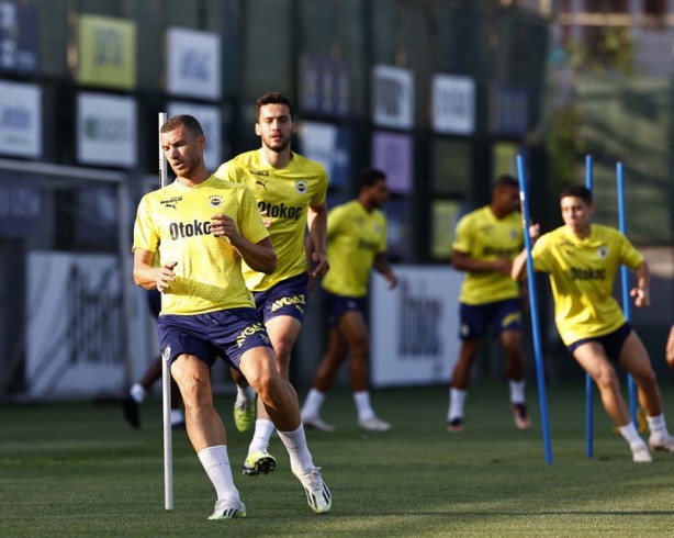 Foto - Fenerbahçe gözünü kararttı! Dünya yıldızını getiriyorlar! Taraftar havalimanına akın edecek 