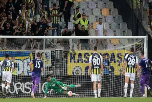 Foto - Fenerbahçe için resmen fırsat transferi! Suudi Arabistan'dan gelecek, Joshua King gidecek