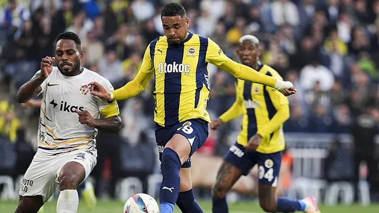 Foto - Fenerbahçe iddiaları gündemi sallamıştı! Dünyaca ünlü teknik direktör İstanbul’a indi!