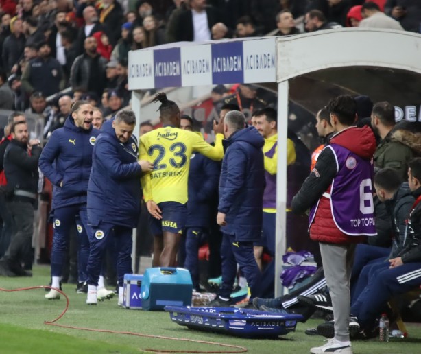 Foto - Fenerbahçe ilan etti: Müthiş gelişmeyi dünyaya son dakika kodu ile duyurdu...