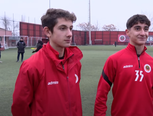 Foto - Fenerbahçe istedi Galatasaray kapıyor! Havada kapıyorlar! Fenerbahçe şimdi yandı...