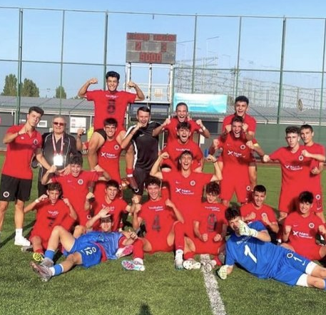 Foto - Fenerbahçe istedi Galatasaray kapıyor! Havada kapıyorlar! Fenerbahçe şimdi yandı...