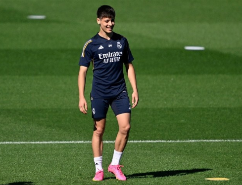 Foto - Fenerbahçe istedi Galatasaray kapıyor! Havada kapıyorlar! Fenerbahçe şimdi yandı...