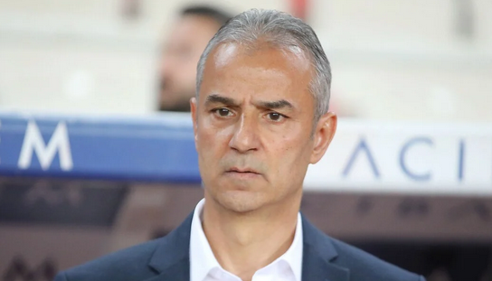 Fenerbahçe istikrar arıyor! İsmail Hoca ise başka alemde... Hani nerede şampiyonluk?