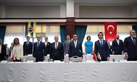 Foto - Fenerbahçe kafası başka kafa! Hayret edeceksiniz! Bu kadar da olmaz… Hedef aldı: