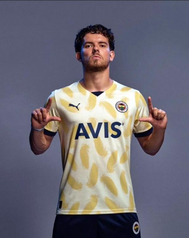 Fenerbahçe kapıyı öyle bir açacak ki.. Devler sıraya girdi bile!