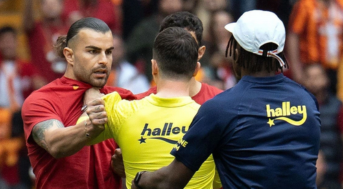 Foto - Fenerbahçe kaptanının sırrı ortaya çıktı! Saha içi kadar saha dışında da bayağı mahirmiş! Yine iş başında…