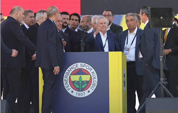 Foto - Fenerbahçe kongresinde büyük skandal