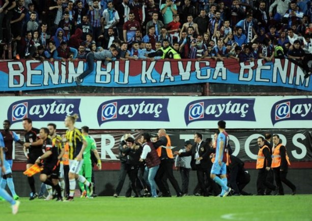 Foto - Fenerbahçe maçından şok görüntüler!