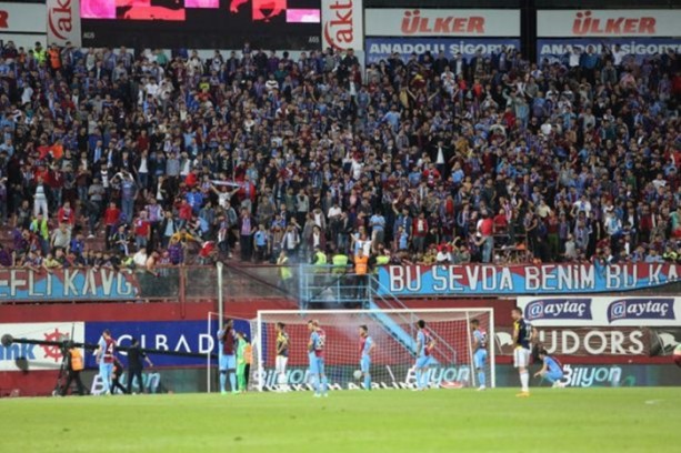 Foto - Fenerbahçe maçından şok görüntüler!