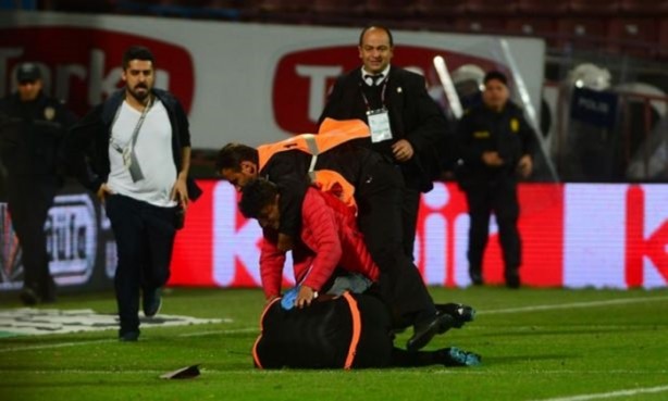 Foto - Fenerbahçe maçından şok görüntüler!