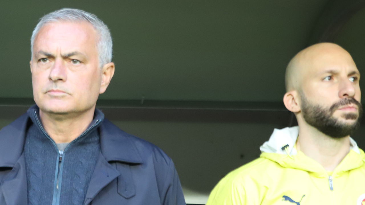 Foto - Fenerbahçe ne hallere düştü böyle: Eleştiriye tahammülün yoksa ne işin var koca Fenerbahçe’de…