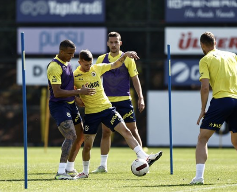 Foto - Fenerbahçe şok gerçek ortaya çıktı? Transfer neden yattı işte sebebi...