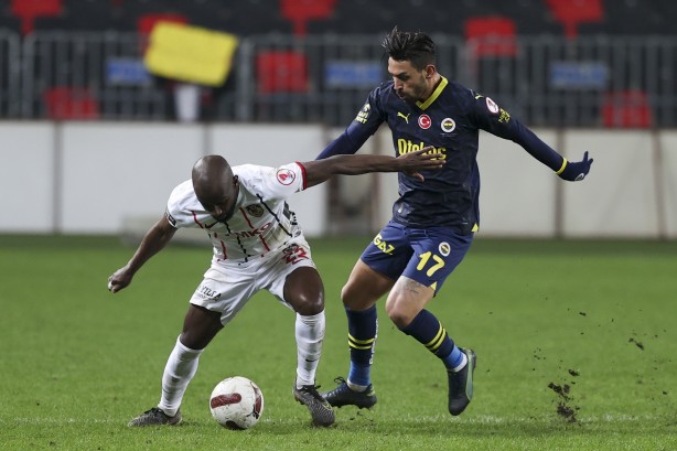 Foto - Fenerbahçe şok üstüne şok yaşadı! Bilerek ya da bilmeyerek yaptı: Süper lig devinden beklenmedik karar! Saha karıştı artık...