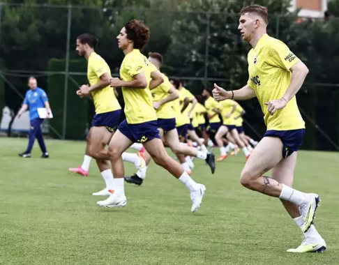 Foto - Fenerbahçe tarih vererek duyurdu! O ülkeden resmen forvet fışkıracak! O takıma bir teklif daha yapacak!