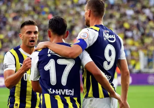 Fenerbahçe tarih vererek duyurdu! O ülkeden resmen forvet fışkıracak! O takıma bir teklif daha yapacak!
