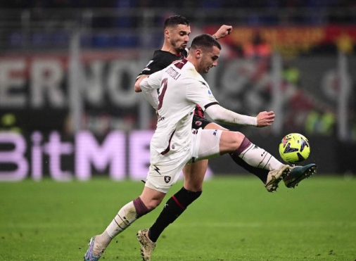 Foto - Fenerbahçe transferde gözünü kararttı... Milan'a çok ama çok büyük darbe!