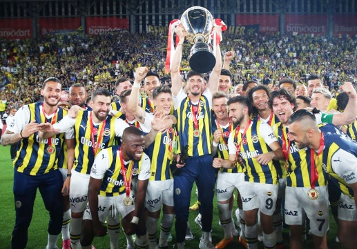 Fenerbahçe turnayı gözünden vurdu: Binlerce kilometre ötedeki ülkeden beklenmedik karar! Talip oldular, hemen istiyorlar