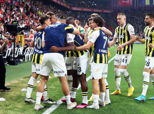 Foto - Fenerbahçe turnayı gözünden vurdu: Binlerce kilometre ötedeki ülkeden beklenmedik karar! Talip oldular, hemen istiyorlar