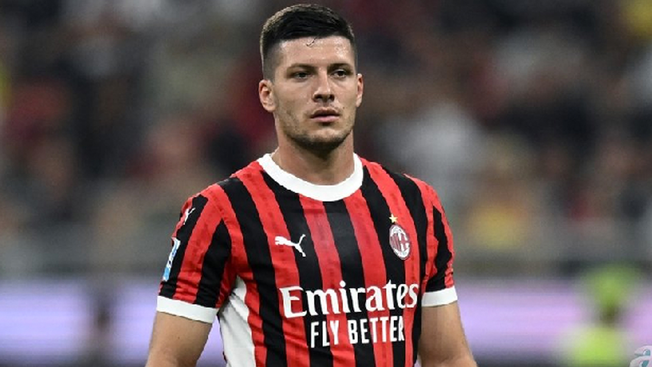 Fenerbahçe ve Galatasaray yine transferde karşı karşıya! O yıldız için kıyamet kopacak!