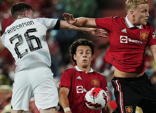 Foto - Fenerbahçe ve Galatasaray'dan büyük yarış! Transfer her an gerçekleşebilir...